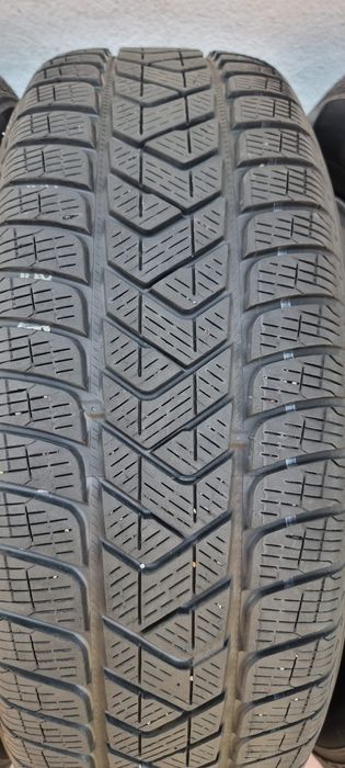 Jante r 17 originale vw tiguan  anvelope de iarna 215 65 17