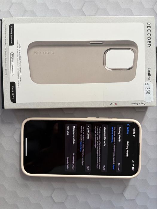 Vand sau schimb Iphone 15 pro 128 white garantie emag 88% baterie