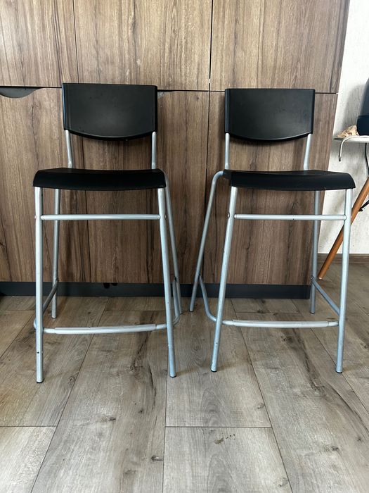 Scaun de bar cu spatar