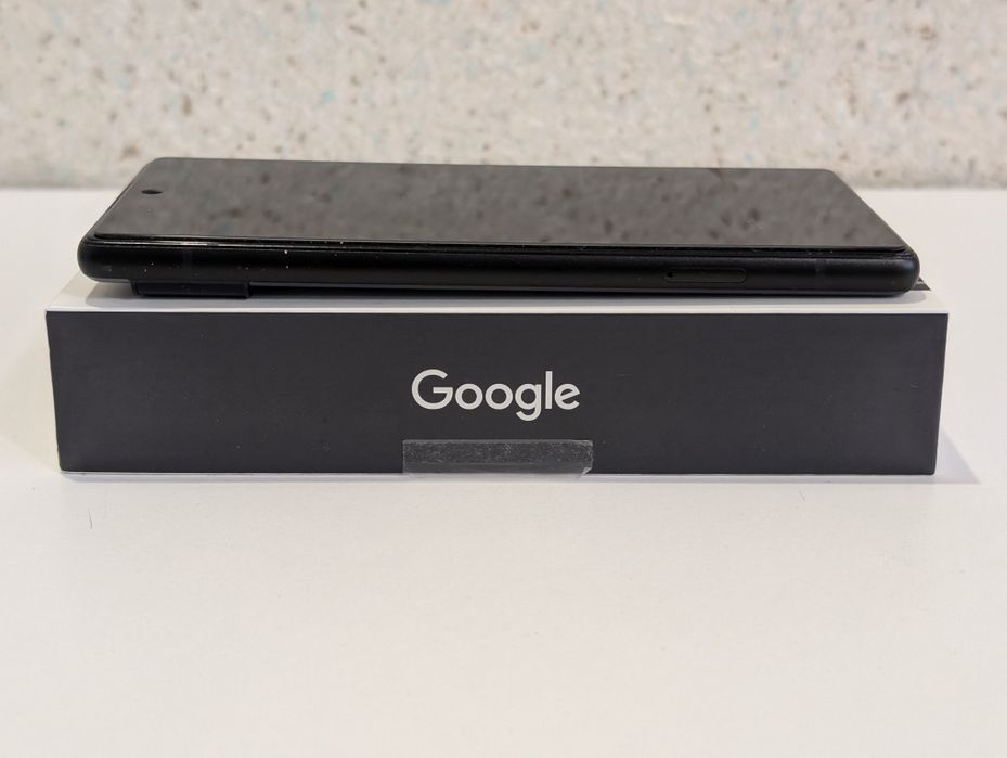 Google Pixel 6 128GB (Stormy Black) - пълен комплект с кутия + аксесоари в ТОП състояние!