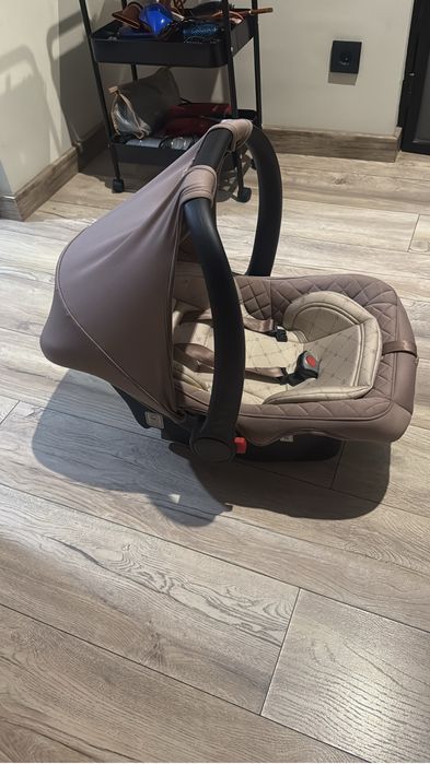 Продам детское автокресло