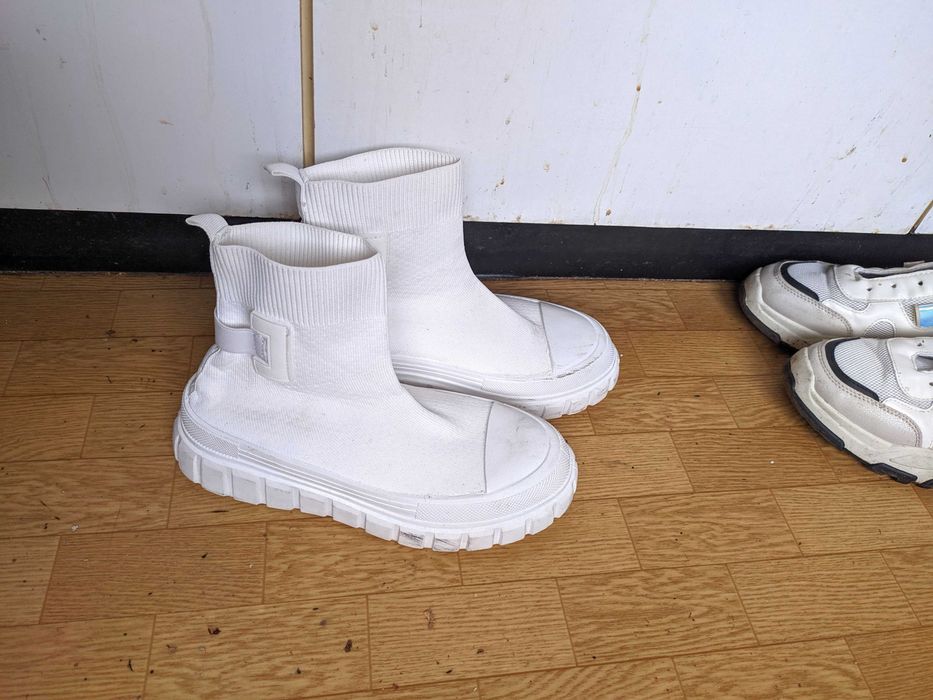 Дамски маратонки  Два чифта