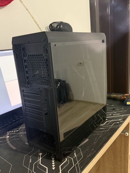 Vand carcasa pc Spacer gaming