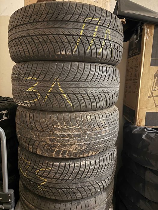 4 бр. зимни гуми Bridgestone Blizzak LM001 245/50/19 RunFlat DOT 2021