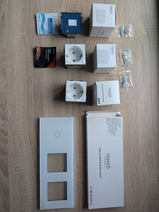 Tosyko panou + 1 intrerupator Wifi + 2 prize Wifi