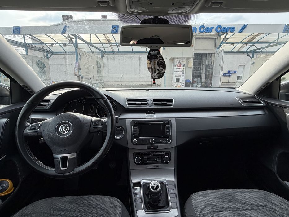 Volkswagen Passat B7 Sedan 1.6 TDI