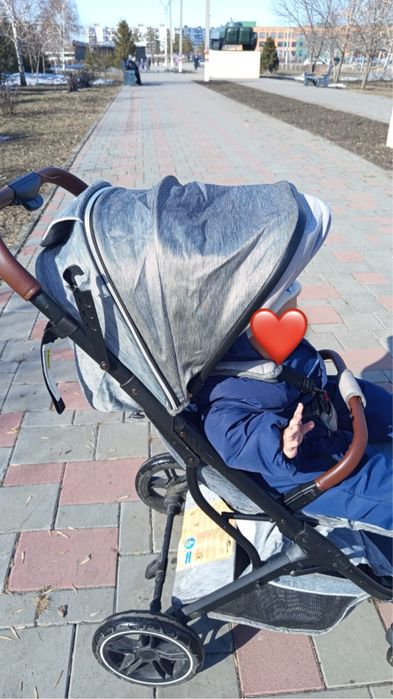 Прожам коляску бу