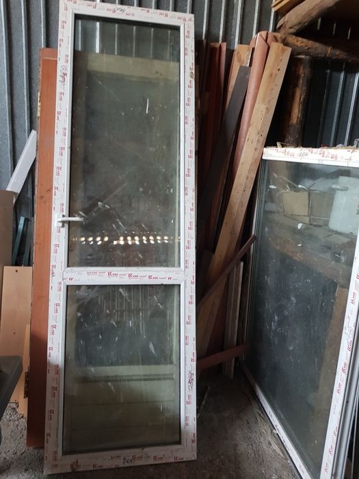 Болкон окна пластик и дверь