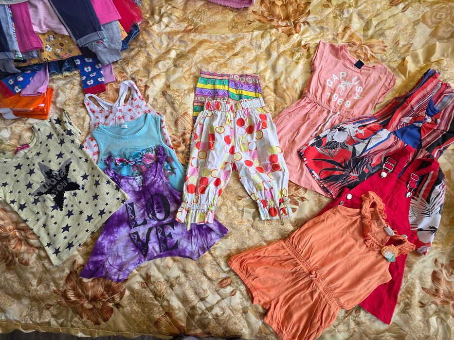 Сет дрехи 3-4 години