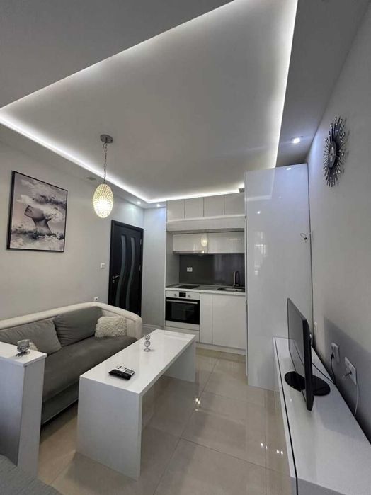 Продава се Едностаен апартамент в Пловдив, Център - 36 кв.м за 1528 €/кв.м - Снимка #5