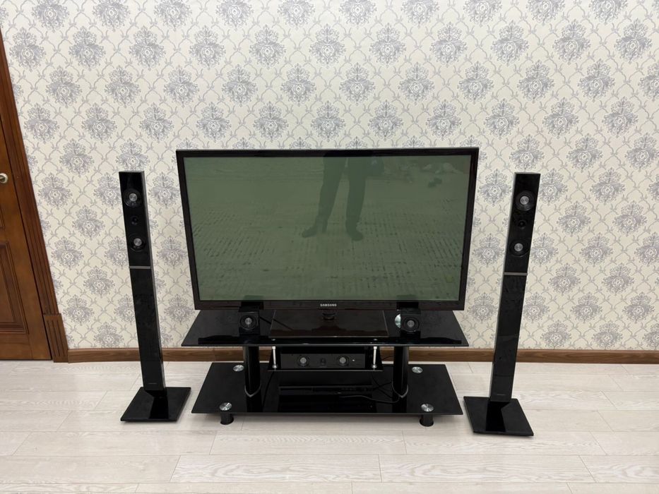 Продается Samsung плазменный телевизор.