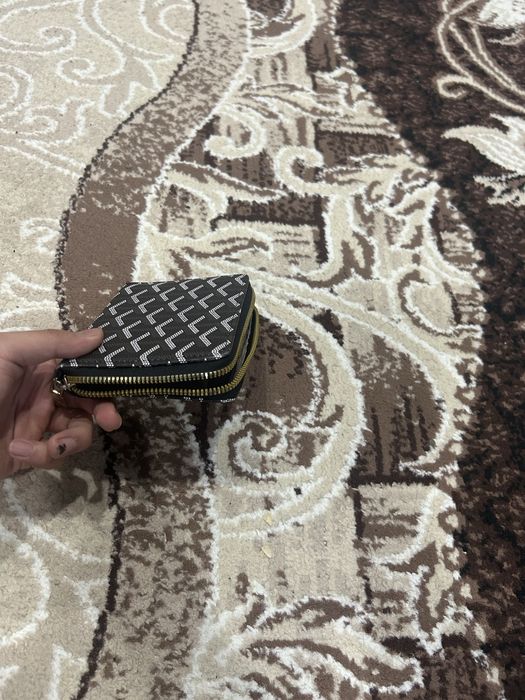 Кошелек от Goyard