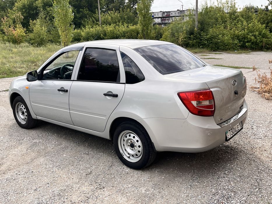 Гранта 2013 на автомате