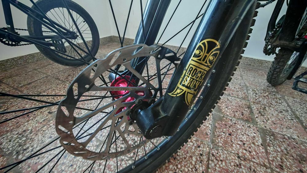 Bicicleta downhill