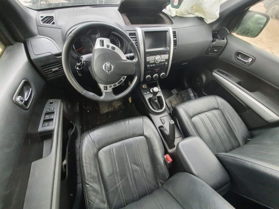 Dezmembrez Nissan X-trail T31 facelift euro 5 motor 2.0dci 4x4 M9R navigatie  dezmembrari qashqai