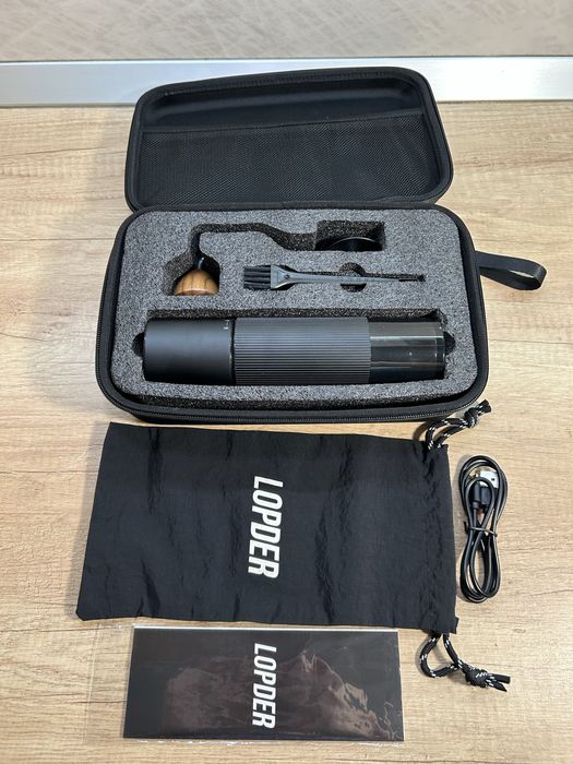 Râșniță cafea Lopder MAXA Travel Kit – electrică + manuală, ca nouă