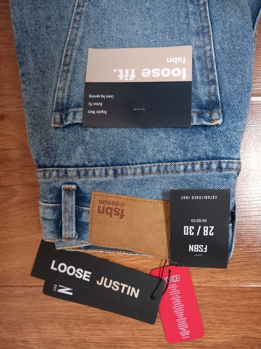 Нови мъжки дънки FSBN с накъсан ефект