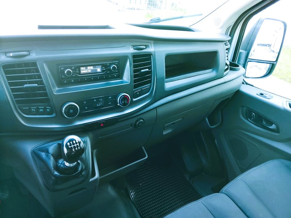 Dubă izoterma Ford Tranzit 2020