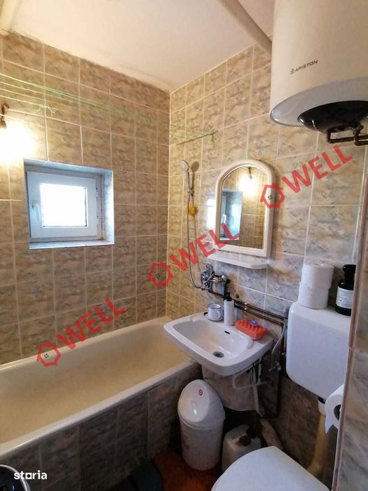 Apartament cu 3 camere de vânzare pe strada Dozsa György!