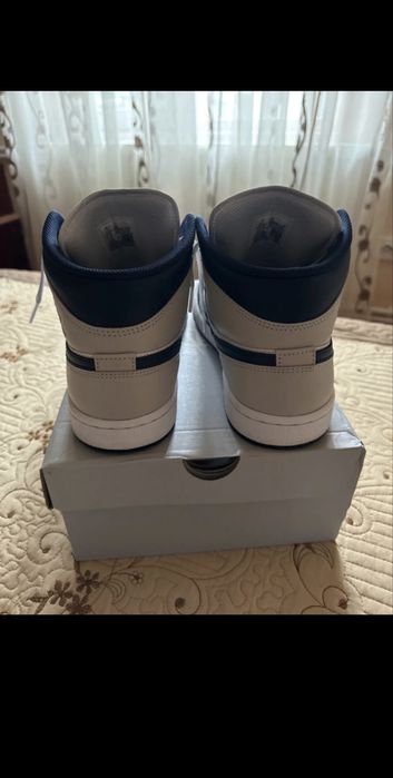 Nike Air Jordan 1 Mid