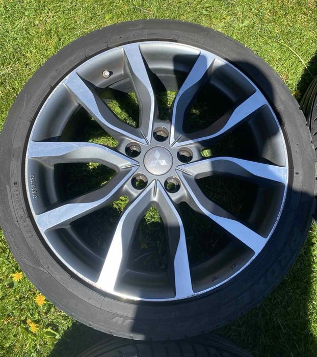 Джанти с летни гуми 19 цола 5x114.3 67.1 Mitsubishi