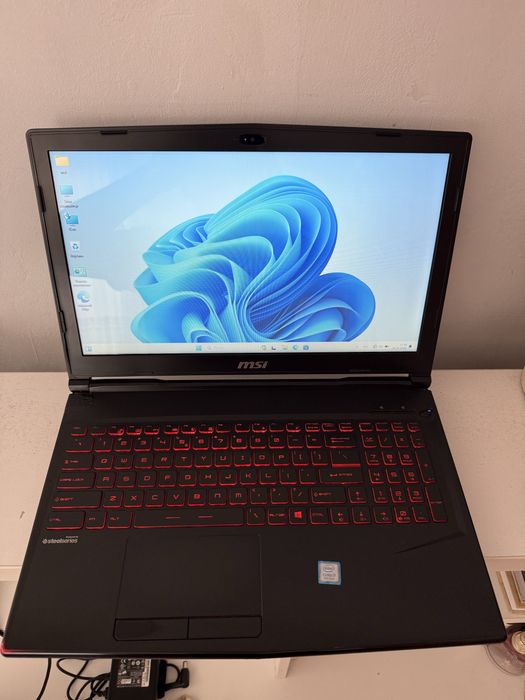 Msi/i7/8/256/1050 Ti