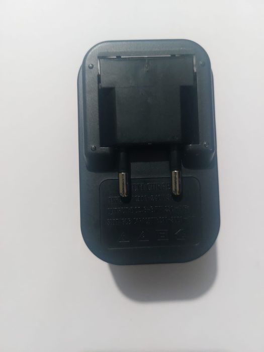 Универсальная зарядка