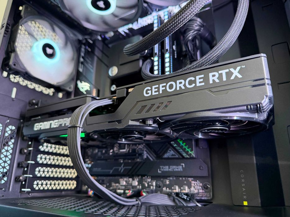 [Sibiu] Placa video Palit GeForce RTX 5070 Ti GamingPro-S 16GB GDDR7 256-bit