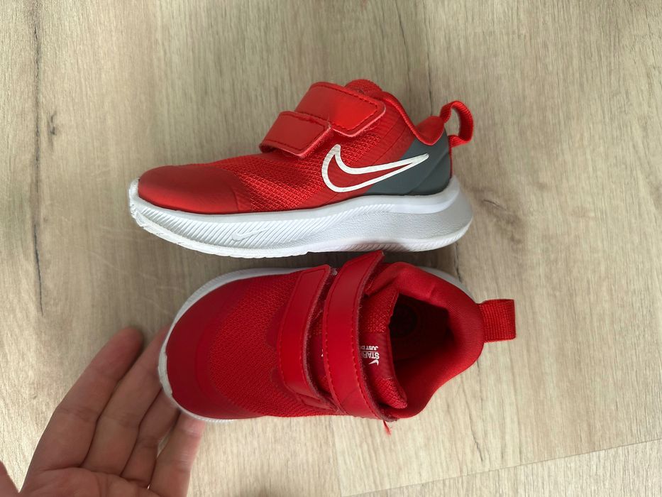 маратонки Adiddas/Nike/21/22 номер