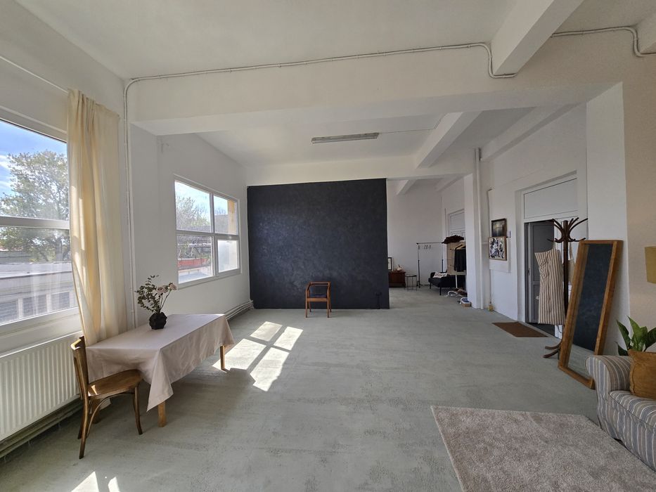 Birouri sau Spatii de depozitare