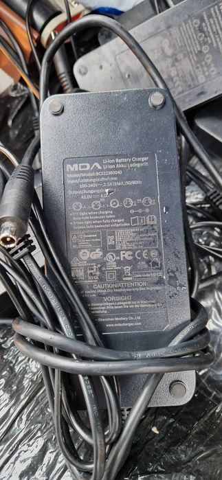 In carcator trotinete MDA 4A, Incarcator Bosch 2A, incarcator Shimano EC-E6002 cu adaptor si Xiaomi original