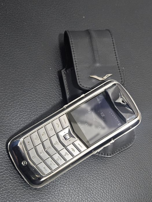 Продам телефон VERTU