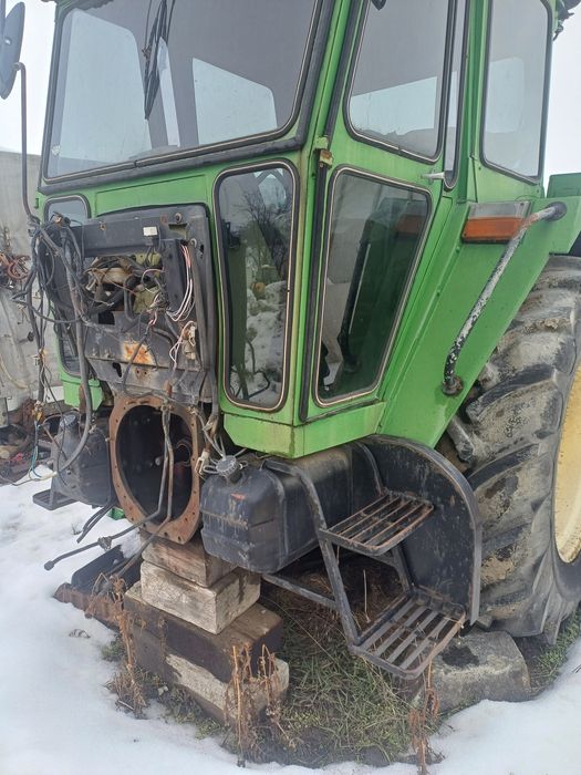 Vând piese tractor SAME, sau Lamborghini, din dez.