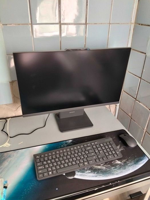 Lenovo IdeaCentre 27 | Ryzen 5 8645HS | 16GB DDR5 | 1TB SSD