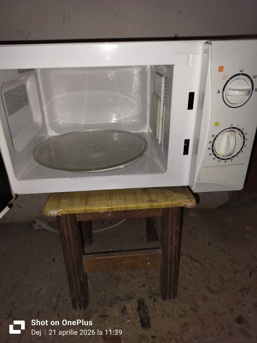 Vrei sa gatesti usor? Foloseste cuptorul cu microunde!