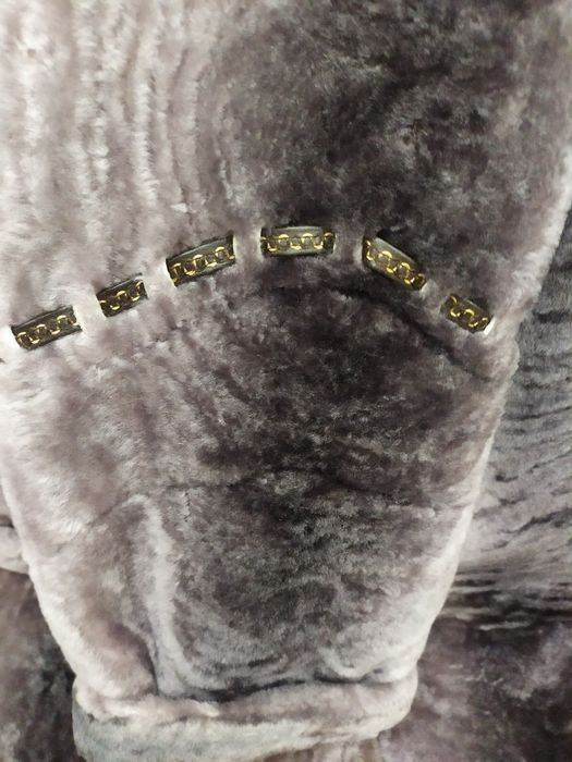 Шуба мутон облегченная.