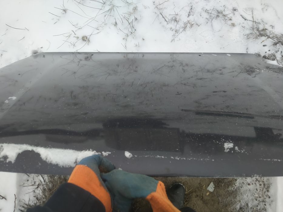 Капот для Волксваген Пассат улыбка