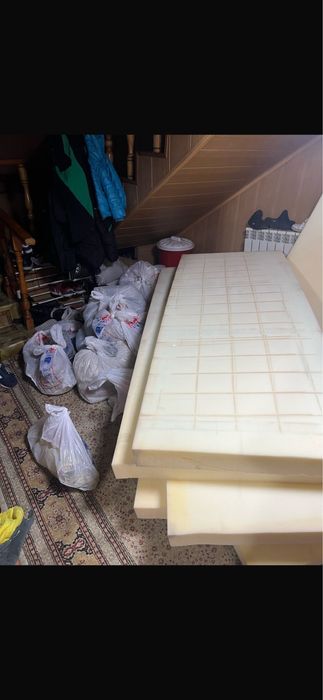 продам двух ярусные кровати 8 шт