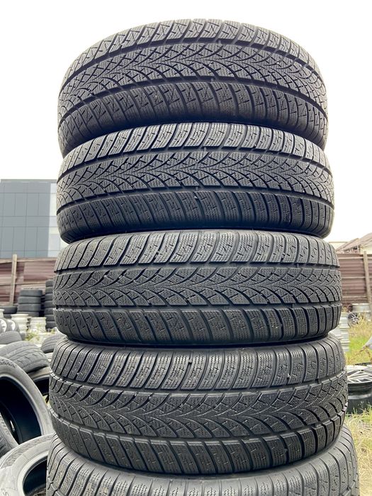 Anvelope Iarna ( m+s ) 205 60 16 - Trinangle -