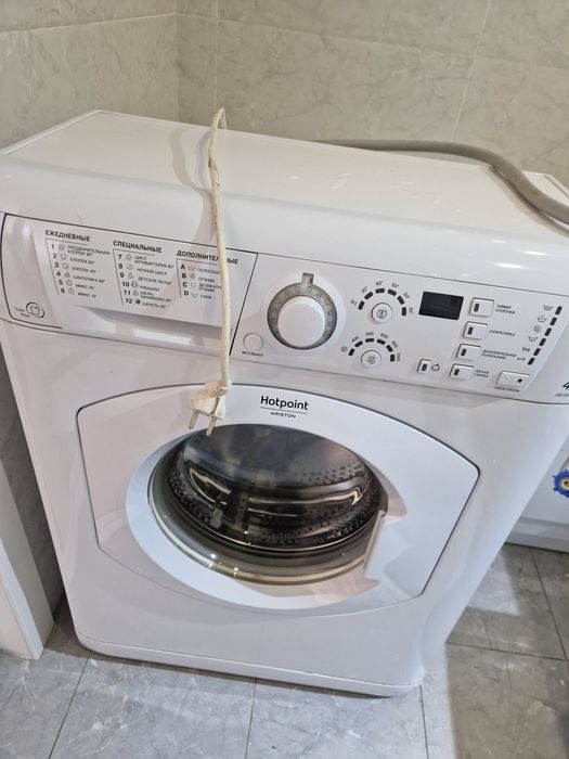 Продам стиральную машину