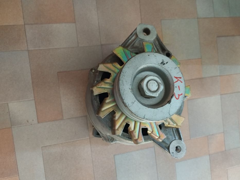 Генератор новый для автомашины Камаз.