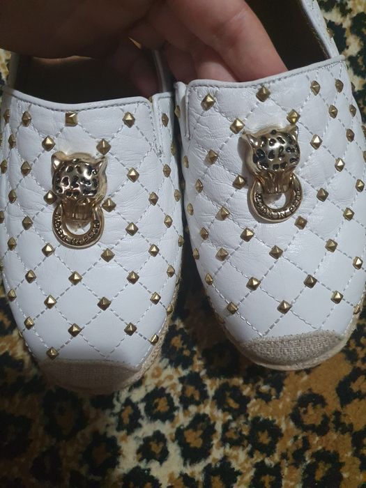 Pantofi din piele naturala