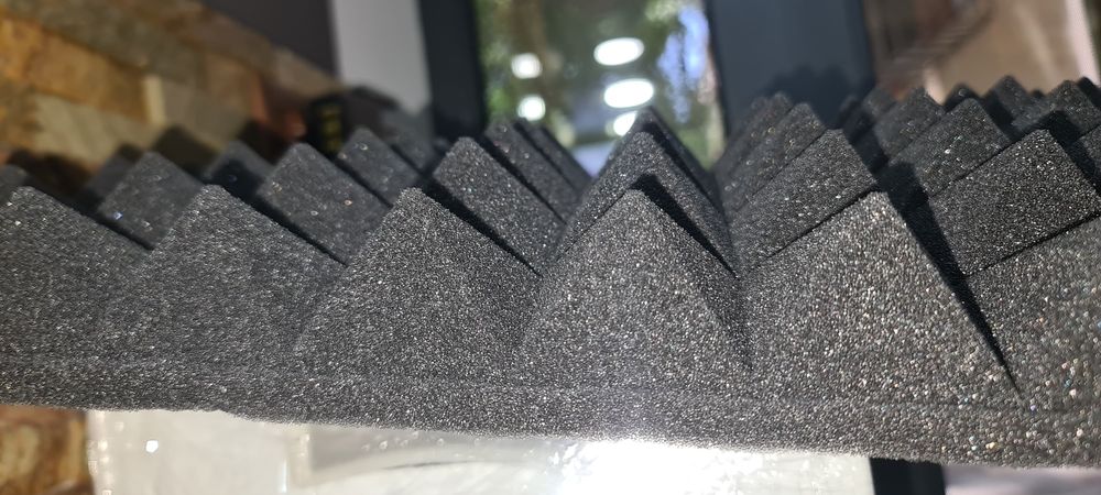 Акустический материал