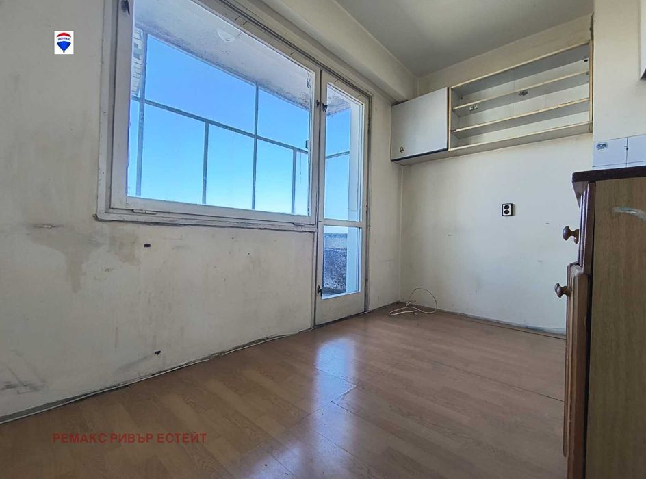 Продава се Двустаен апартамент в Русе, Родина 2 - 61 кв.м за 1032 €/кв.м - Снимка #6