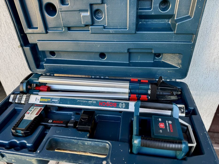 Nivela Laser rotativa BOSCH GRL 400 H, receptor, trepied, mira, valiza plastic