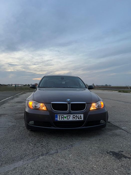 Vând BMW E90  motor M47