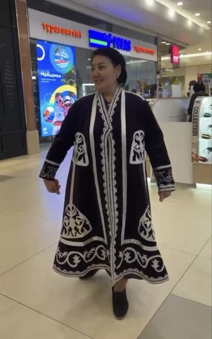 Шапан исторический женский
