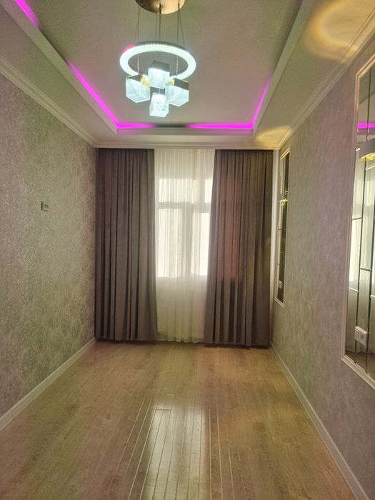 Тузель метроси ёнгинасида 2 *3 /2/4 хонадон сотилмокда