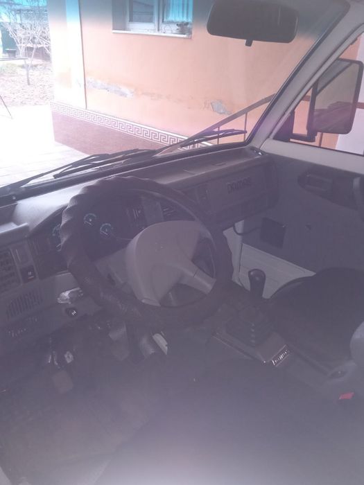 Дамас машинаси сотилади радной