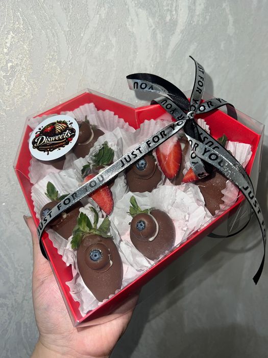 Клубника в шоколаде 100% Каллебаут